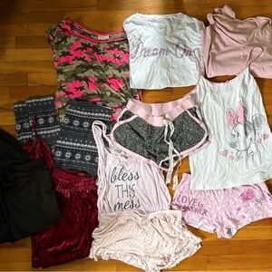 Mixed Women's Sleepwear Set - Pink, White, Gray, Olive Camo